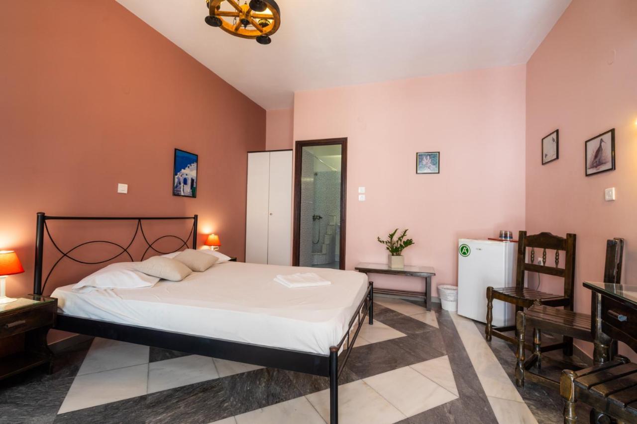 Hotel Koralli Камари Экстерьер фото