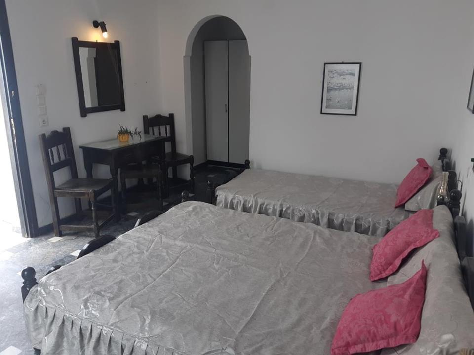 Hotel Koralli Камари Экстерьер фото