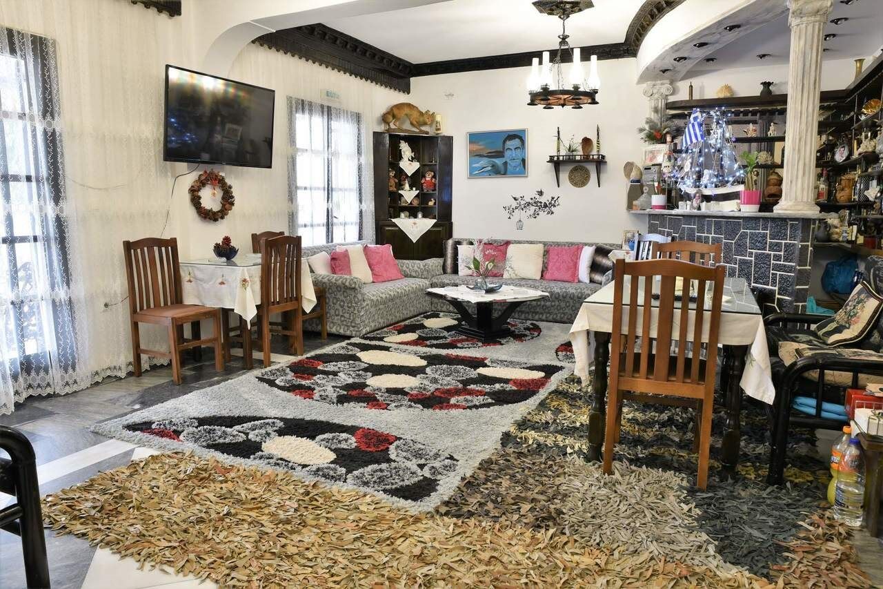 Hotel Koralli Камари Экстерьер фото